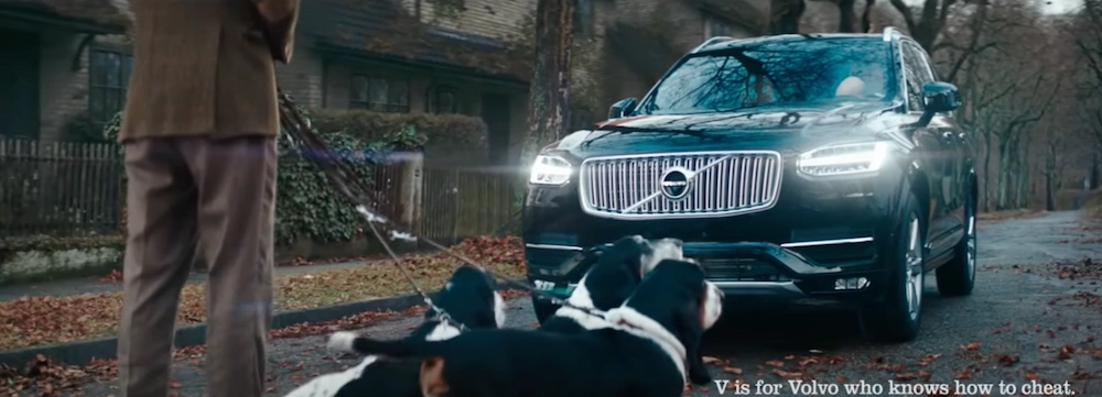Hình ảnh trong đoạn phim quảng cáo của Volvo với ý tưởng Stay Alive.