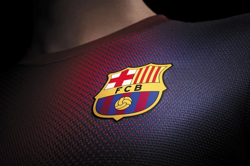Logo Barca vốn không có nhiều thay đổi về thiết kế (ảnh: AliExpress).