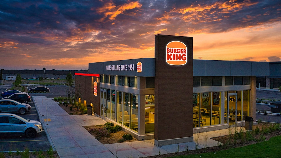 Việc Burger King phải nhượng bộ một Burger King khác chính là bài học về bản quyền thương hiệu (ảnh: Retail Insider).