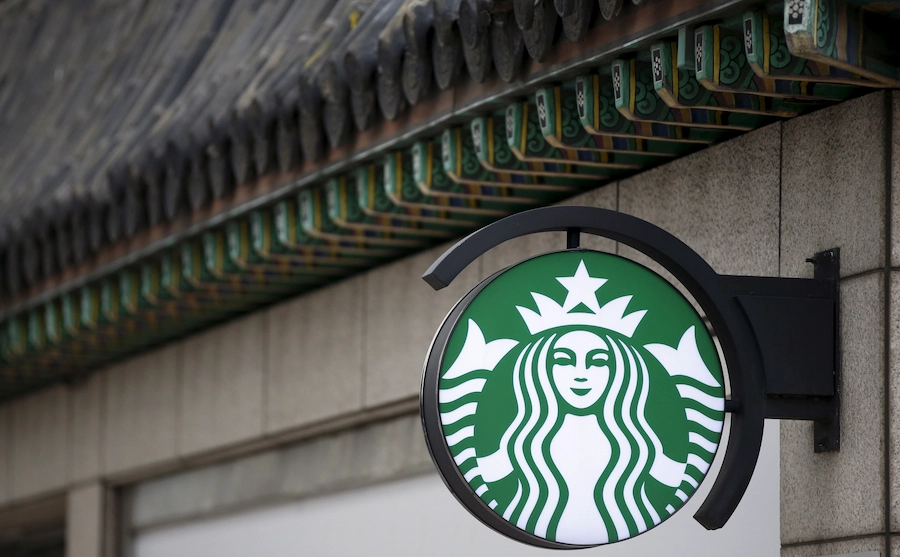 Starbucks là ví dụ lớn về liên tưởng thương hiệu (ảnh: Reuters).