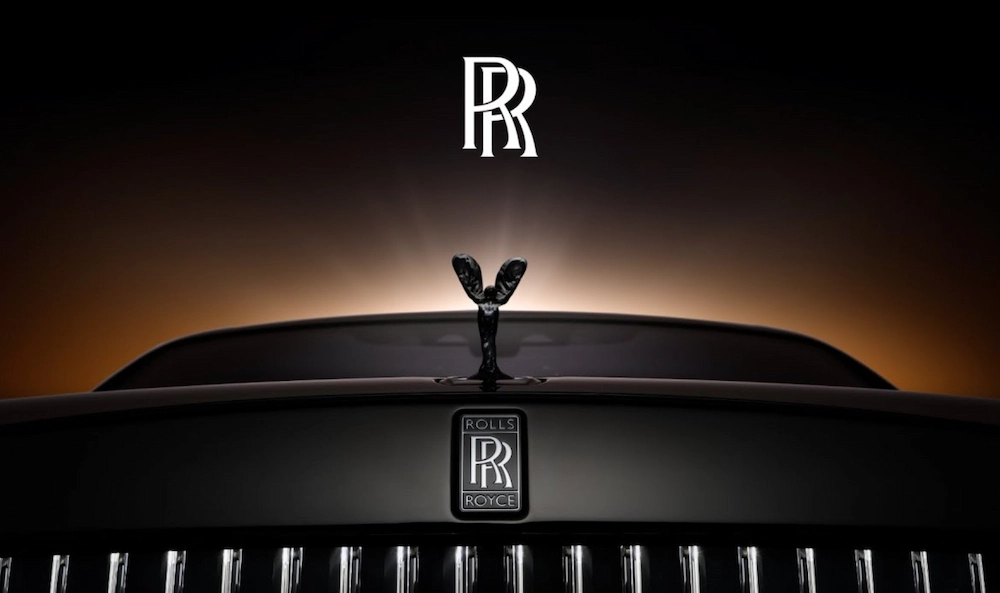 Thiết kế logo emblem của Rolls-Royce (ảnh YouTube).