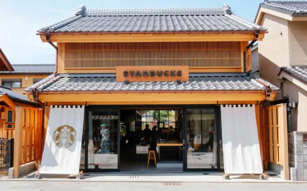 Một cửa hàng Starbucks ở Nhật lấy cảm hứng từ thời Edo (ảnh: tsunagu Japan).